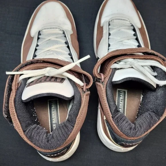 Nike Men's Brown and White High-Top Sneakers - Picture 5 of 7